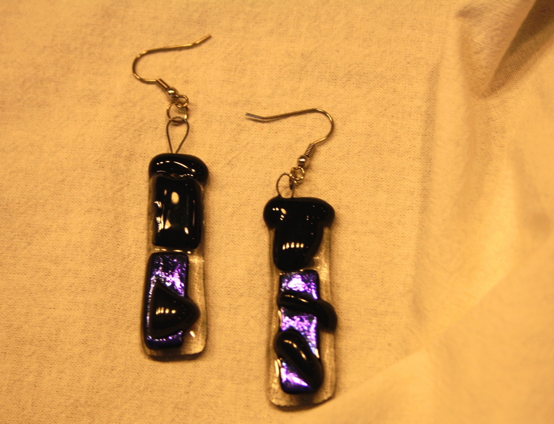 korvakorut, sulatettu lasi, 18€